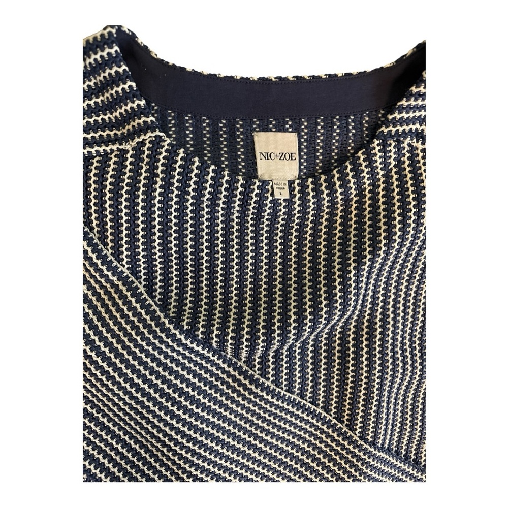 NIC+ZOE Blue and White Textured Knit Top